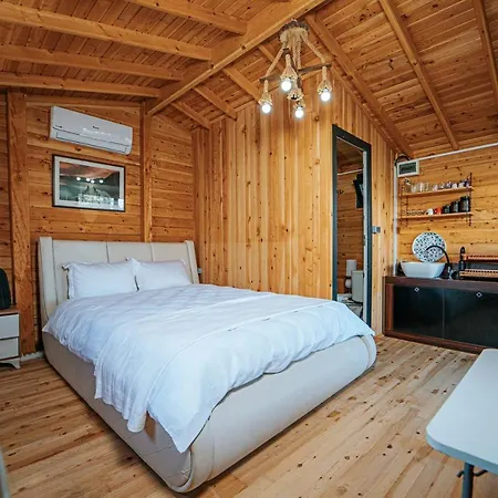 Fascinating Bungalow With Shared Pool Surrounded By Nature In Дом отдыха